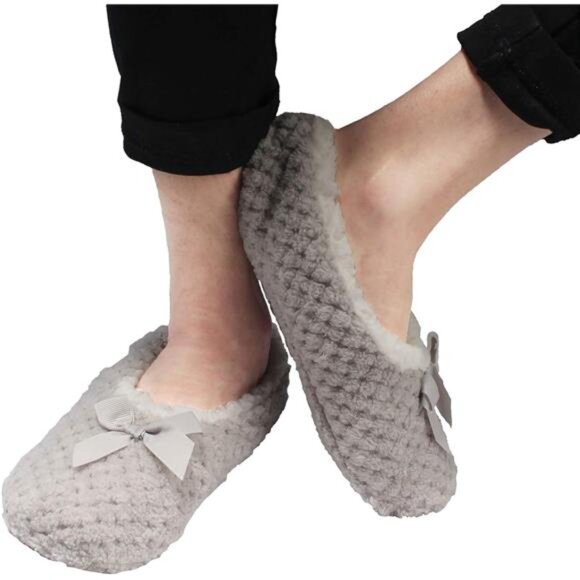 Adult Super Soft Warm Cozy Fuzzy Soft Touch Sleeper Slippers Non-Slip Lined Sock - Picture 2 of 7